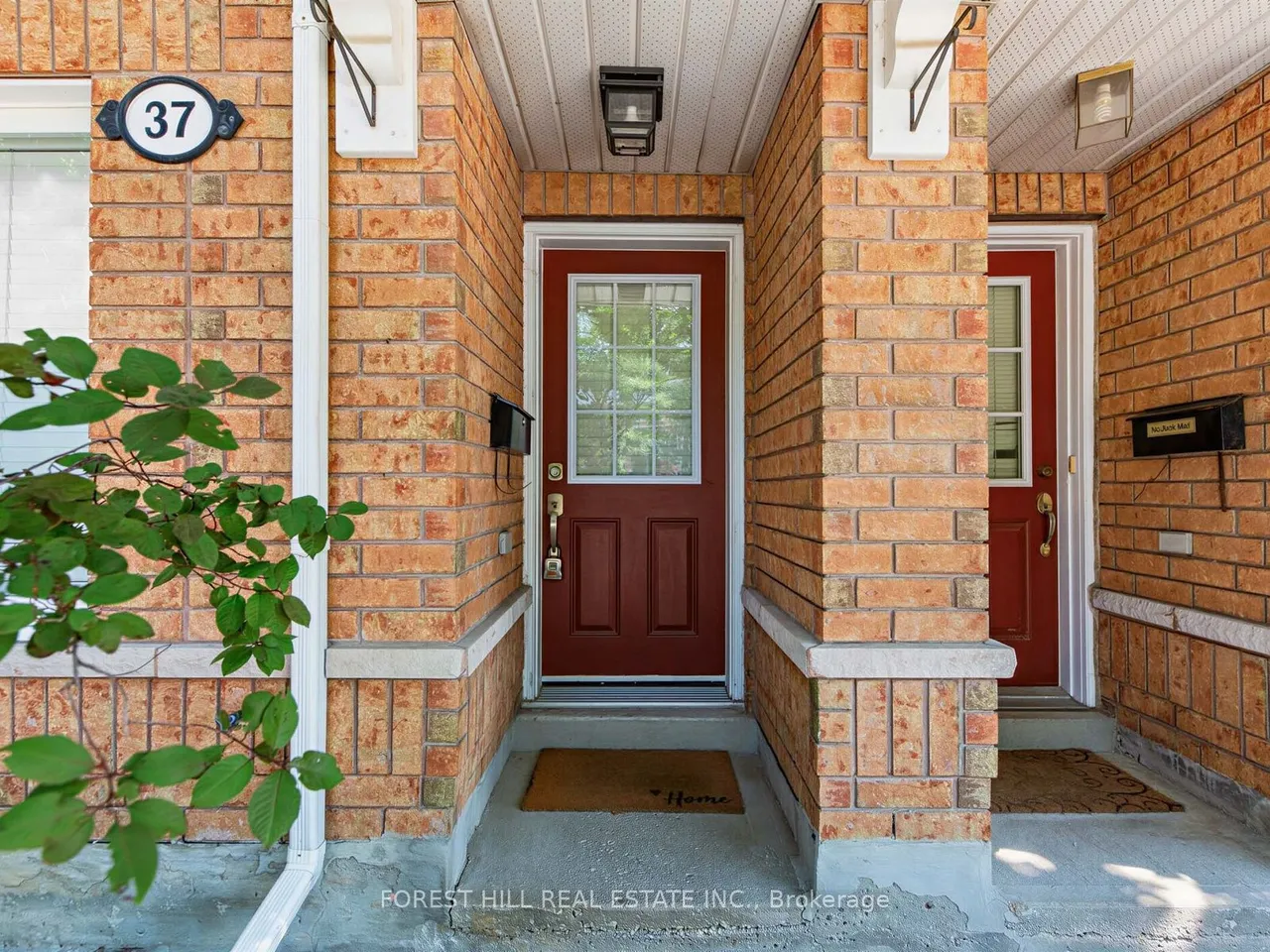 37 Birdstone Crescent — photo 3