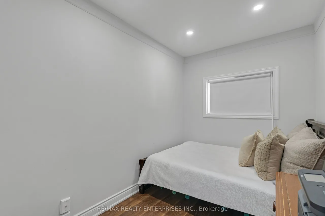 161 Angelene Street — photo 19