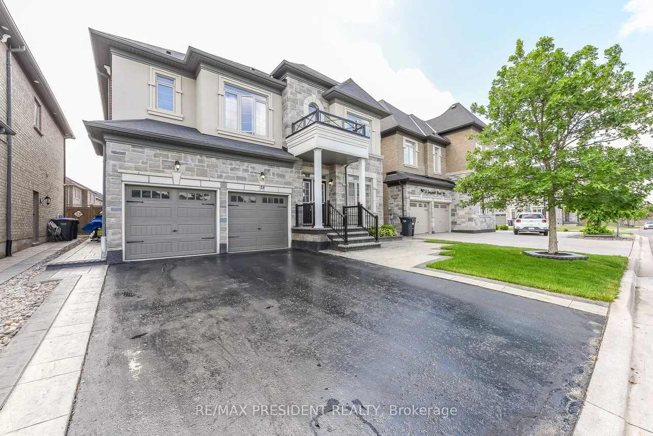 19 Jaypeak Road N