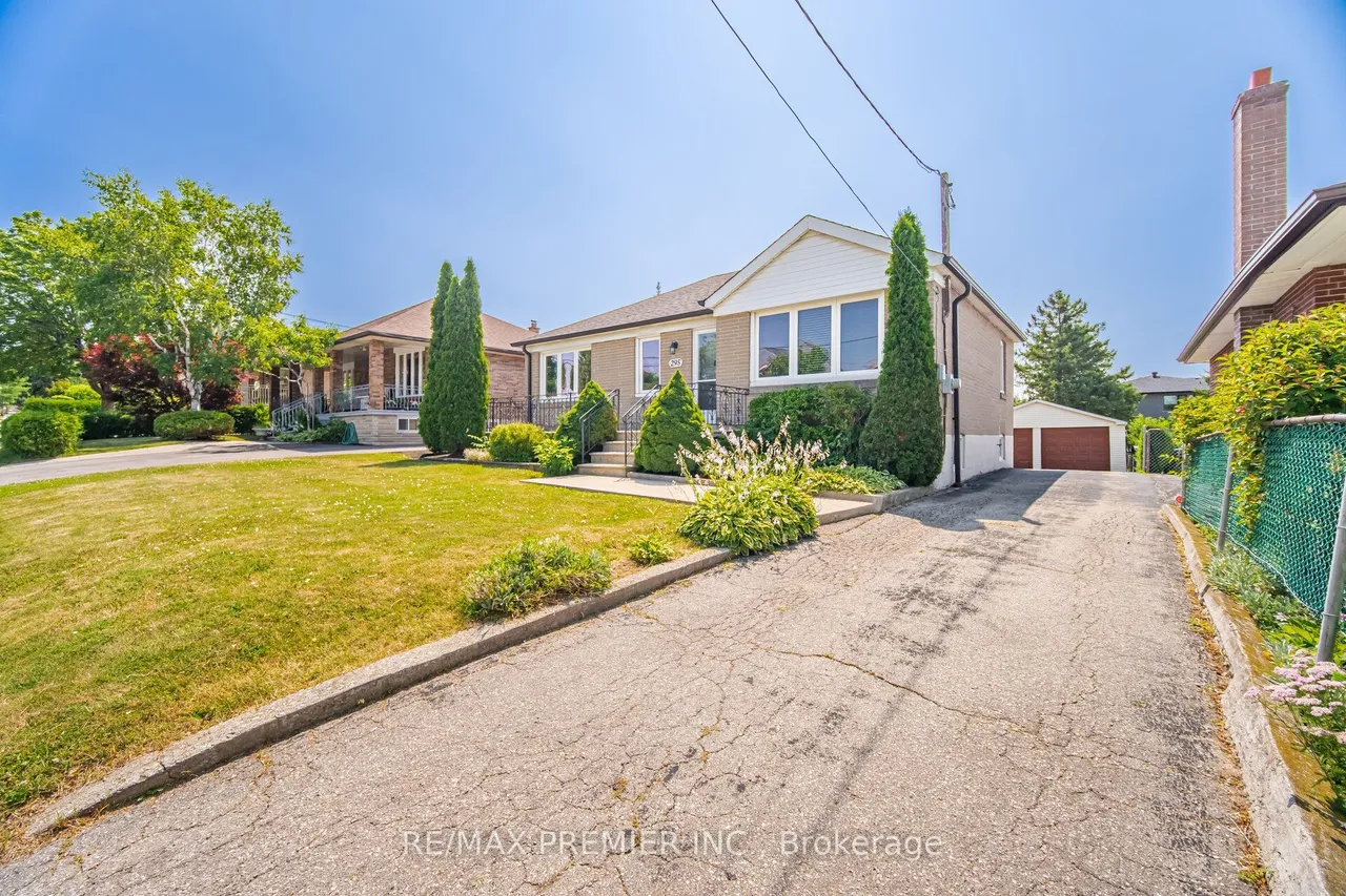 295 Falstaff Avenue — photo 2