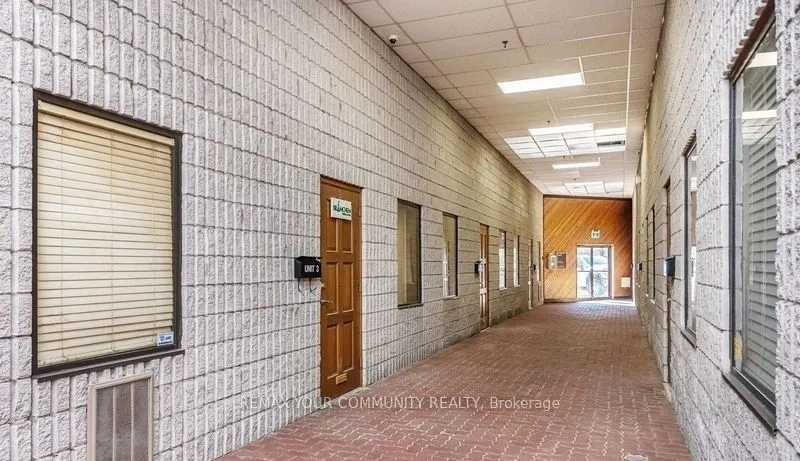 32 Goodmark Place, Unit 3 — photo 2