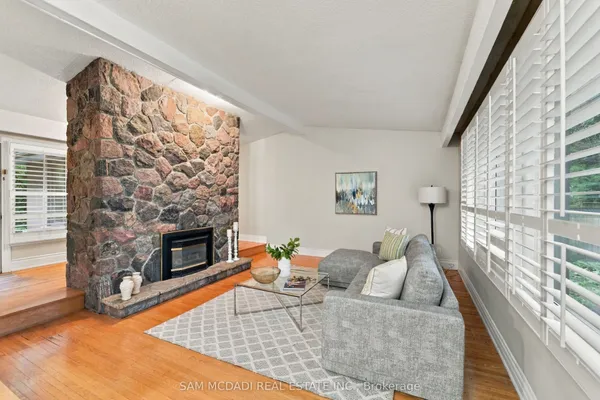 1459 Birchwood Drive — photo 2