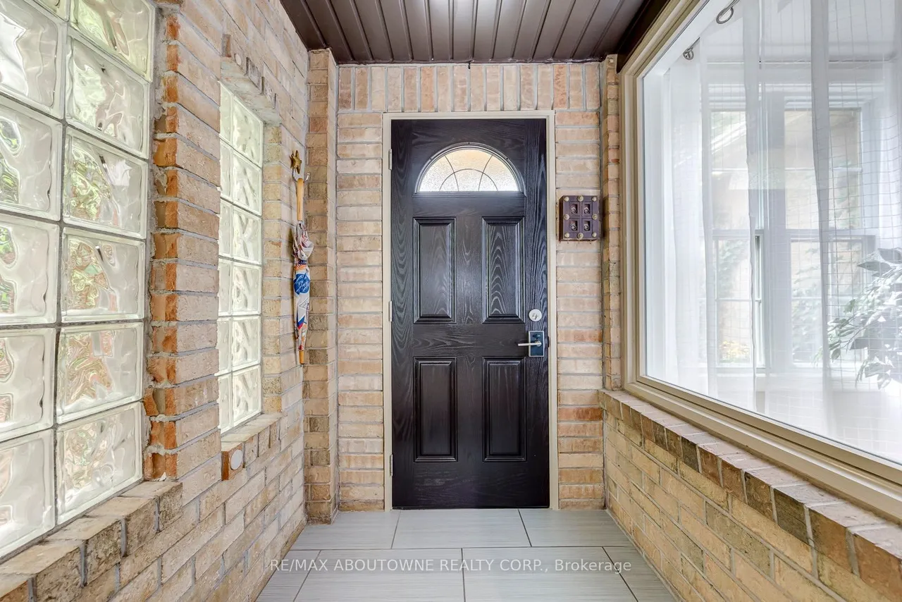 1198 Potters Wheel Crescent — photo 3