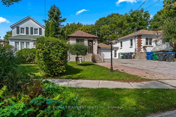 253 Eaglewood Boulevard — photo 2