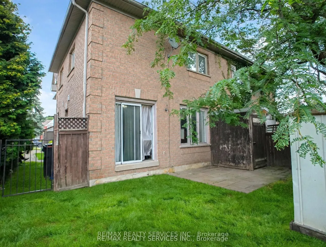 121 Pressed Brick Drive — photo 29