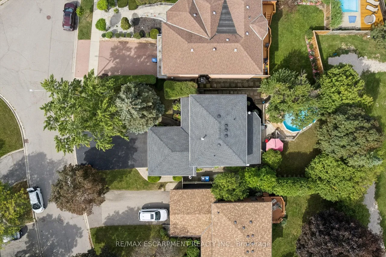 2203 Robin Drive — photo 37