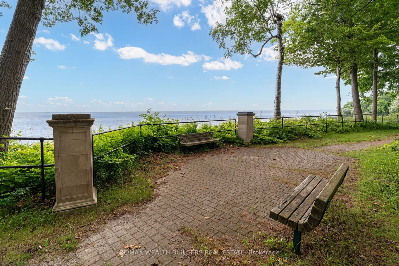 45 Shorewood Place — photo 50