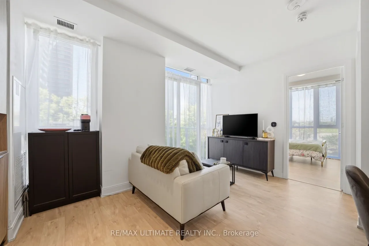 70 Annie Craig Drive, Unit 402