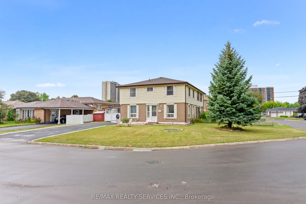 34 Cathcart Crescent — photo 3