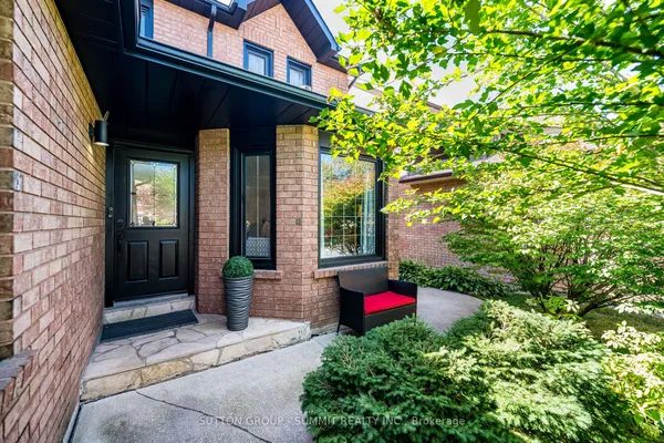 4594 Gatineau Avenue — photo 2