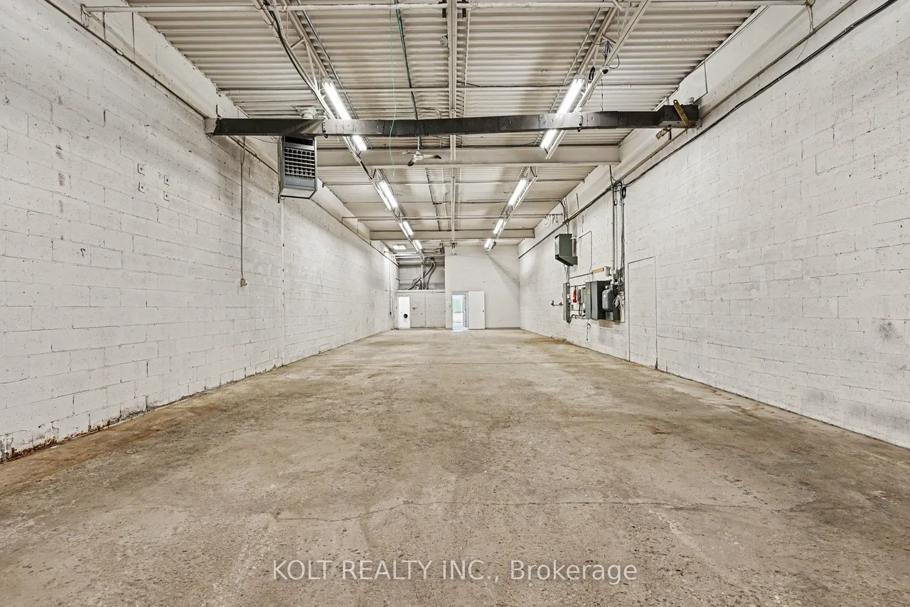 1040 Martin Grove Road, Unit 21 — photo 17
