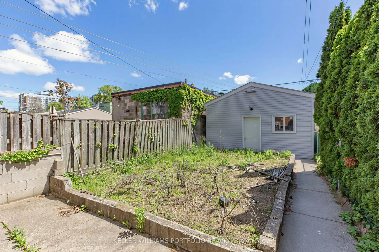 207 Symington Avenue — photo 38