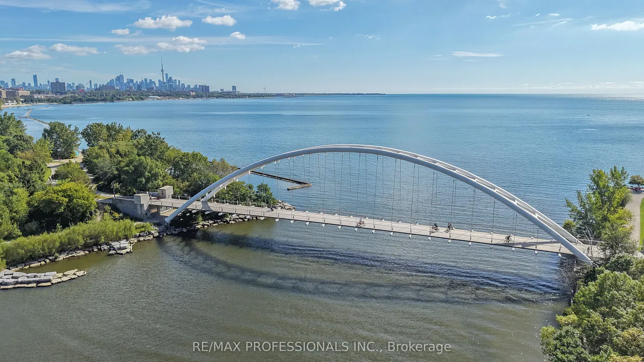 2045 Lake Shore Boulevard W, Unit 3507 — photo 49