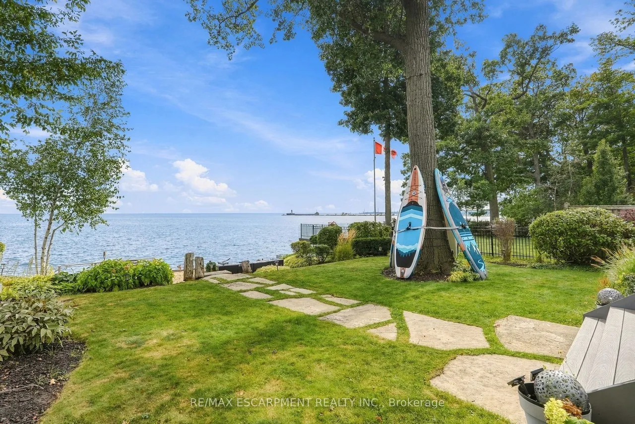 54 Cumberland Drive — photo 3