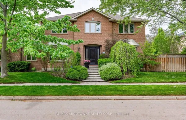 500 Blenheim Crescent