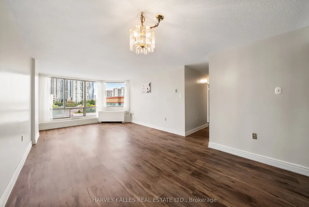 25 Fairview Road, Unit 505 — photo 3