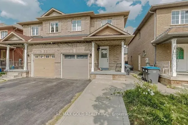 35 Ridgefield Court