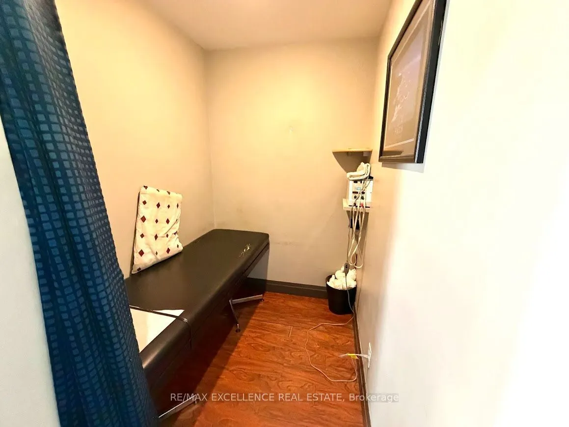 4025 Brandon Gate Drive, Unit 2 — photo 3