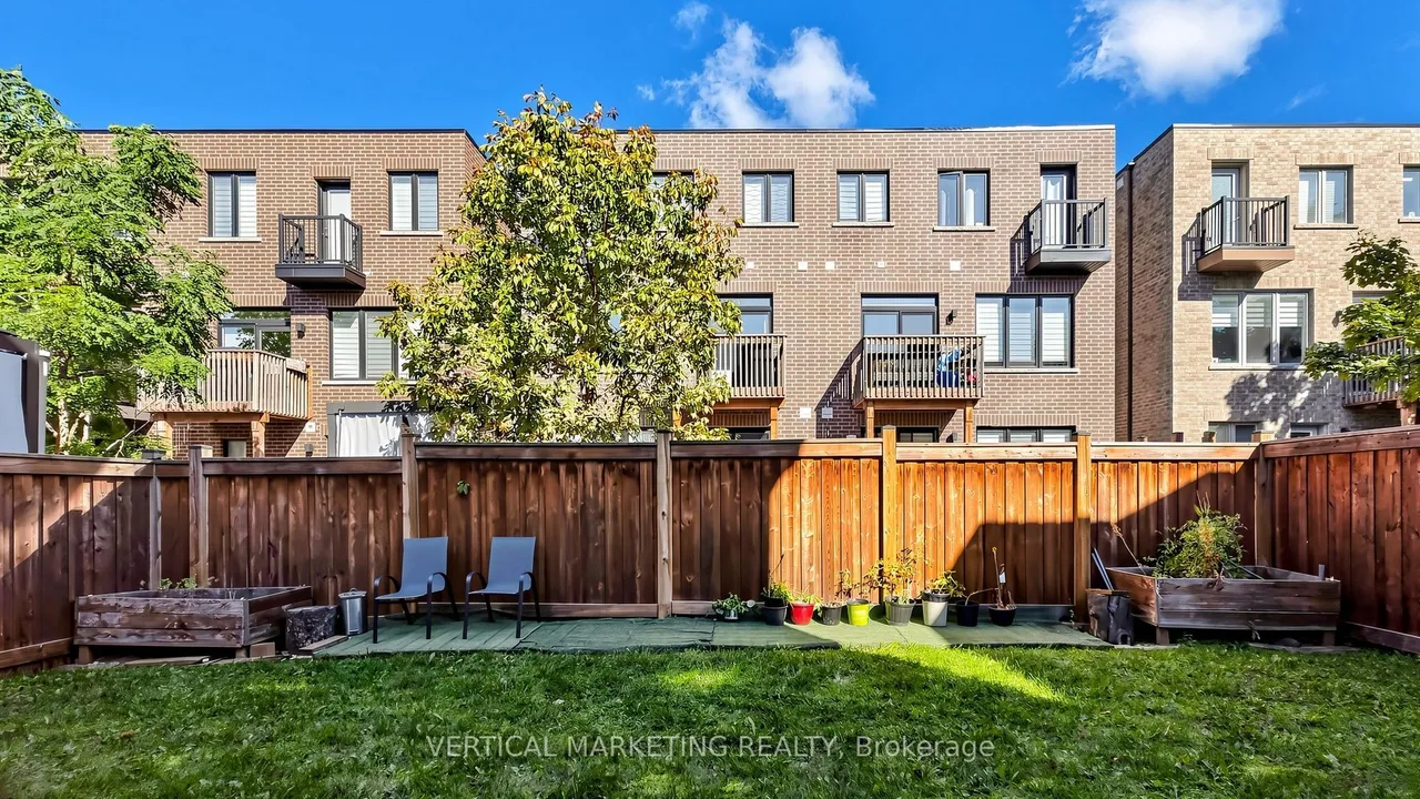 286 Valermo Drive — photo 50