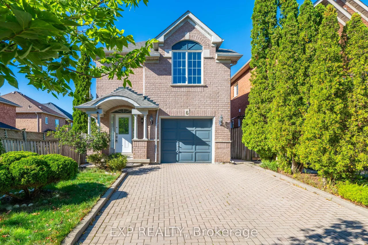6 Purdy Crescent W