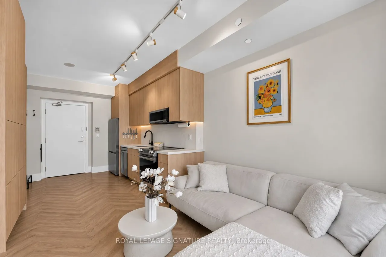 33 Shore Breeze Drive, Unit 706 — photo 3