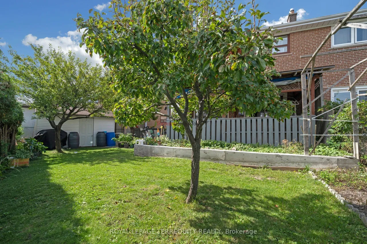 11 Dixiana Court — photo 28