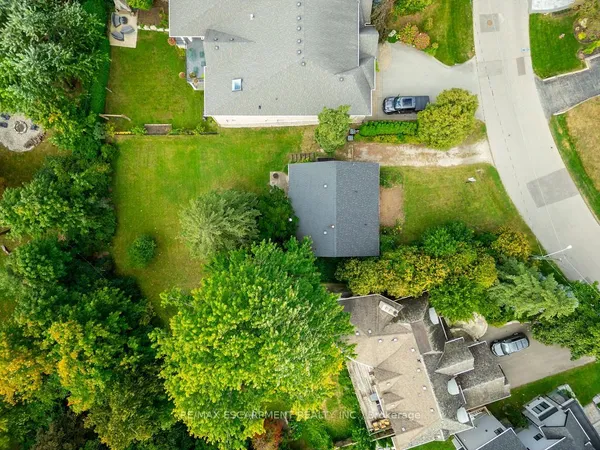 526 Stafford Drive — photo 2