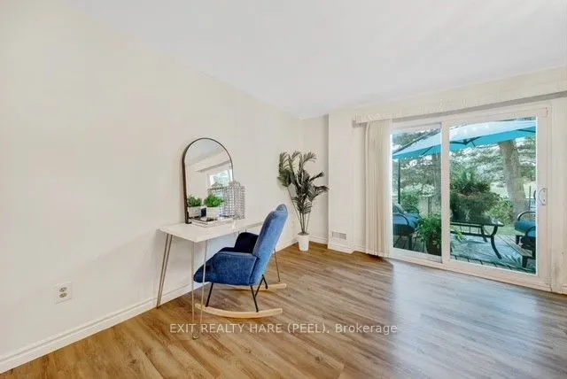 48 Nanport Street — photo 2