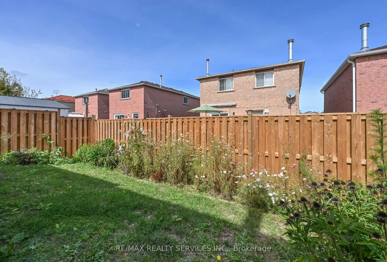 67 Sandmere Avenue — photo 33