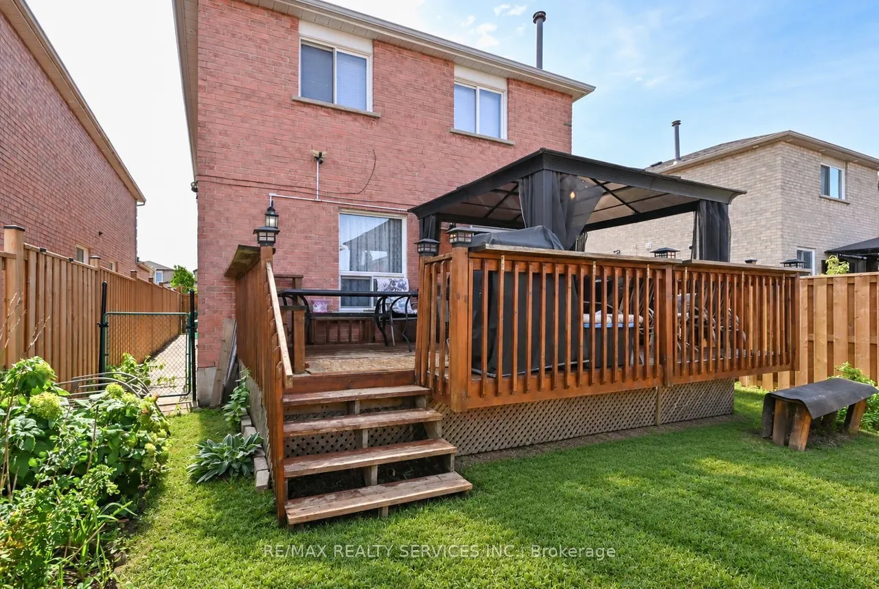 67 Sandmere Avenue — photo 32