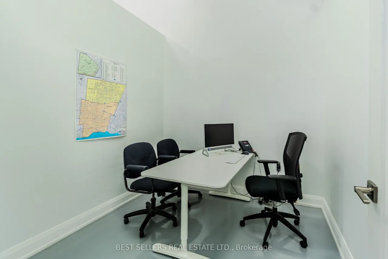 4 Robert Speck Parkway, Unit 150 — photo 27