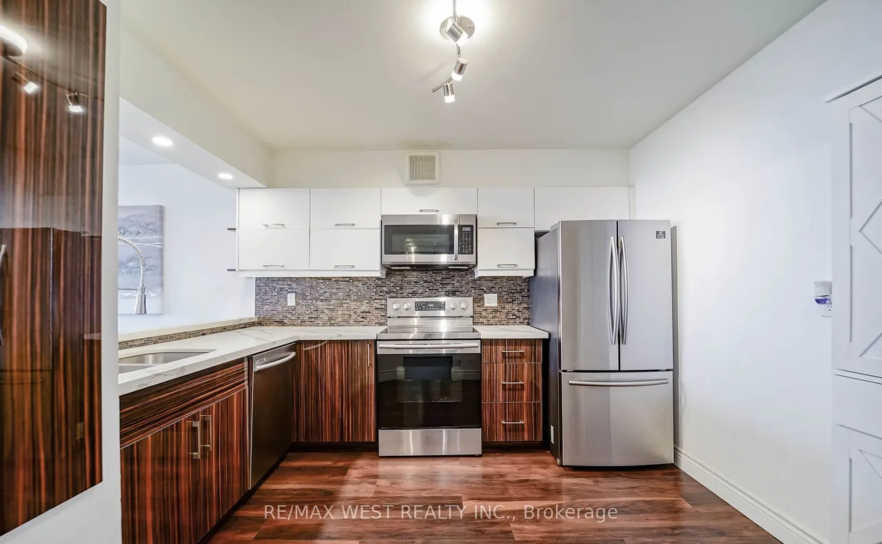 234 Albion Road, Unit PH10 — photo 2
