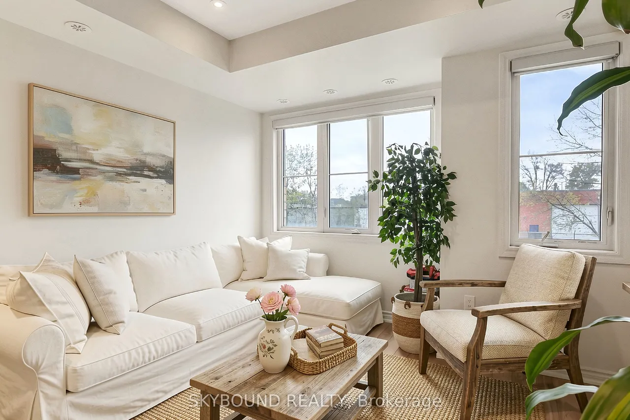 380 Hopewell Avenue, Unit 223 — photo 3