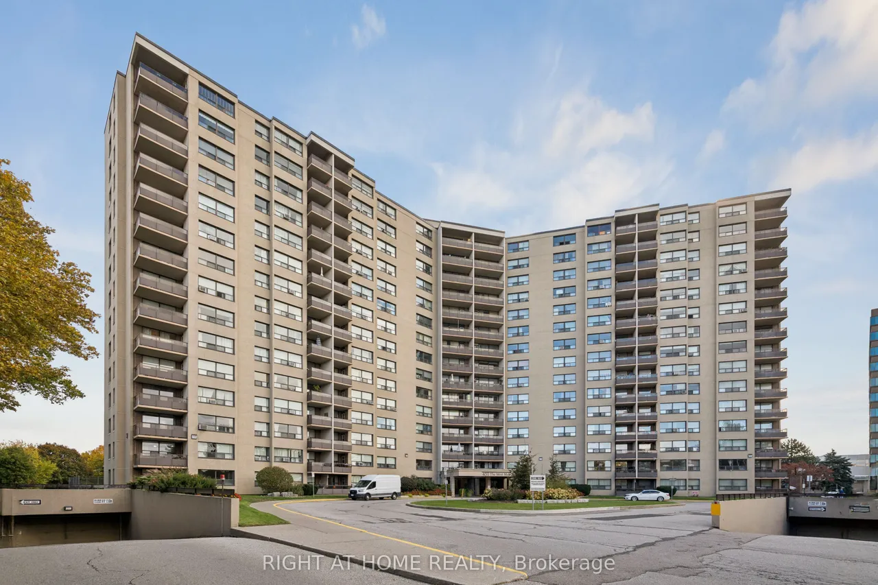 451 The West Mall
