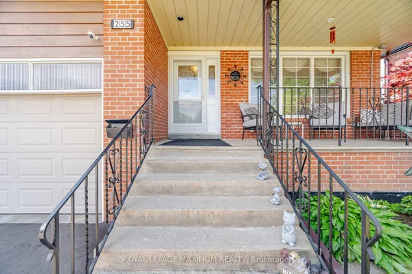 255 John Street — photo 2