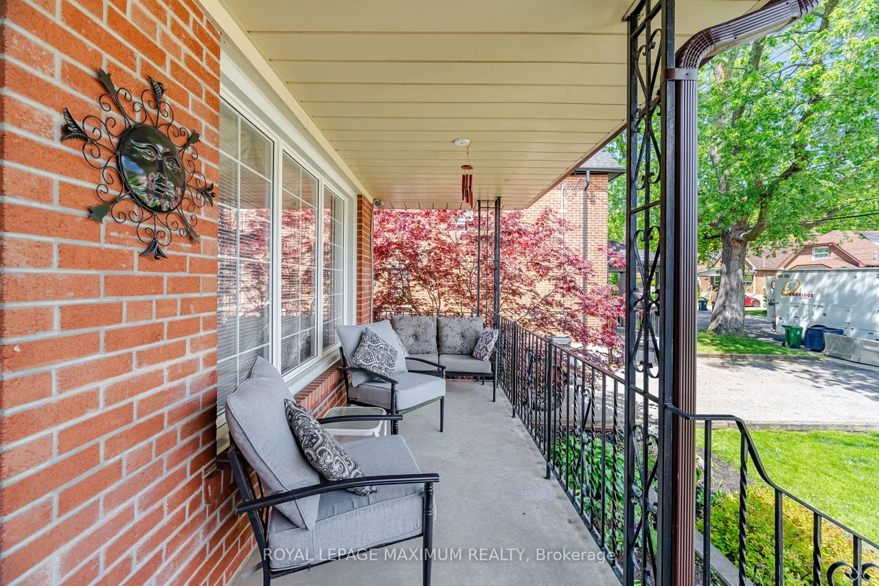 255 John Street — photo 3