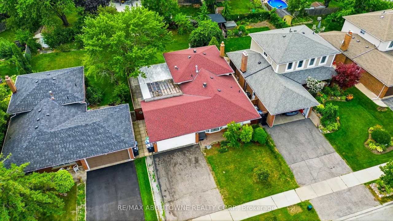 6346 Neuchatel Road — photo 21