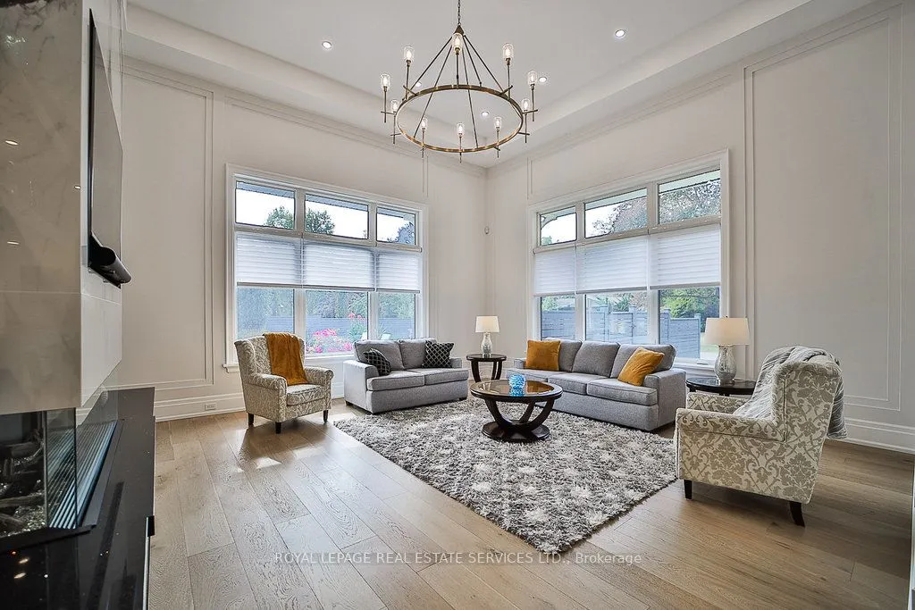 1301 Twin Oaks Dell — photo 3
