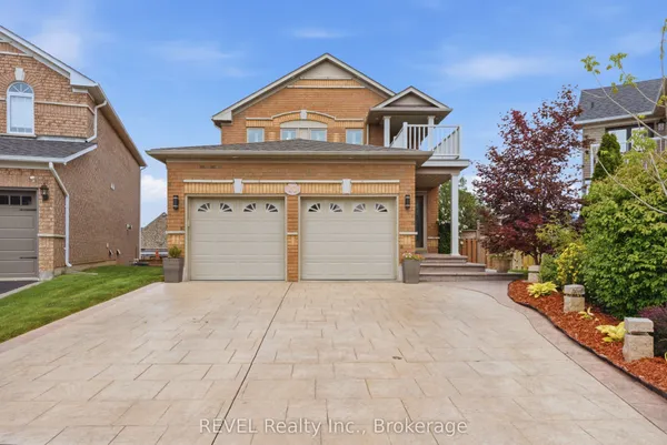 20 Hayloft Court