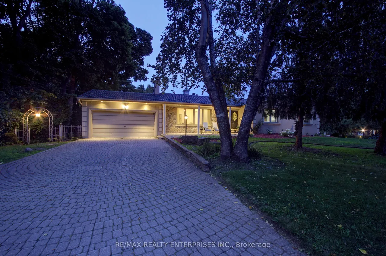 551 Cochise Crescent