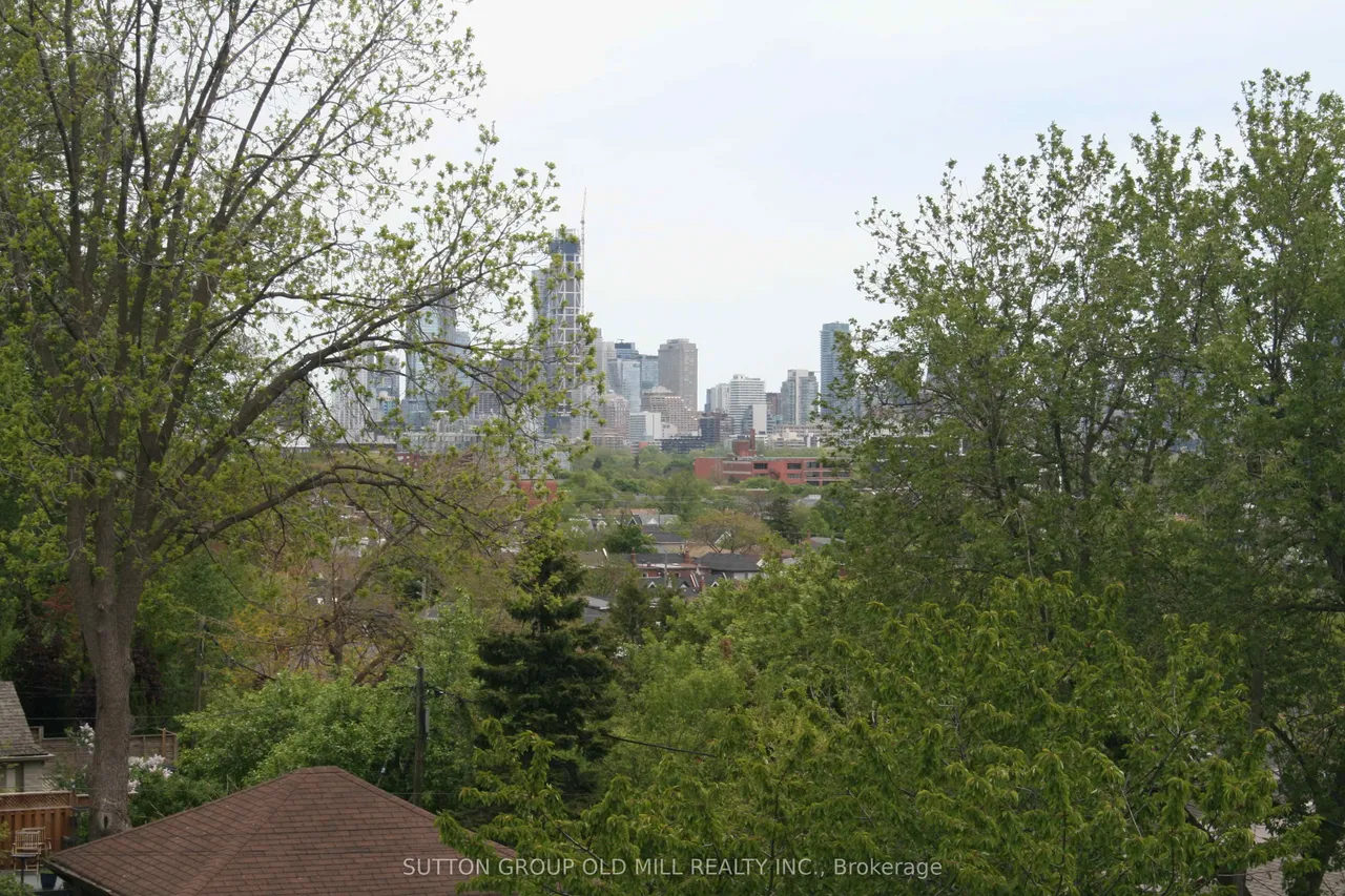 89 Regal Road — photo 42