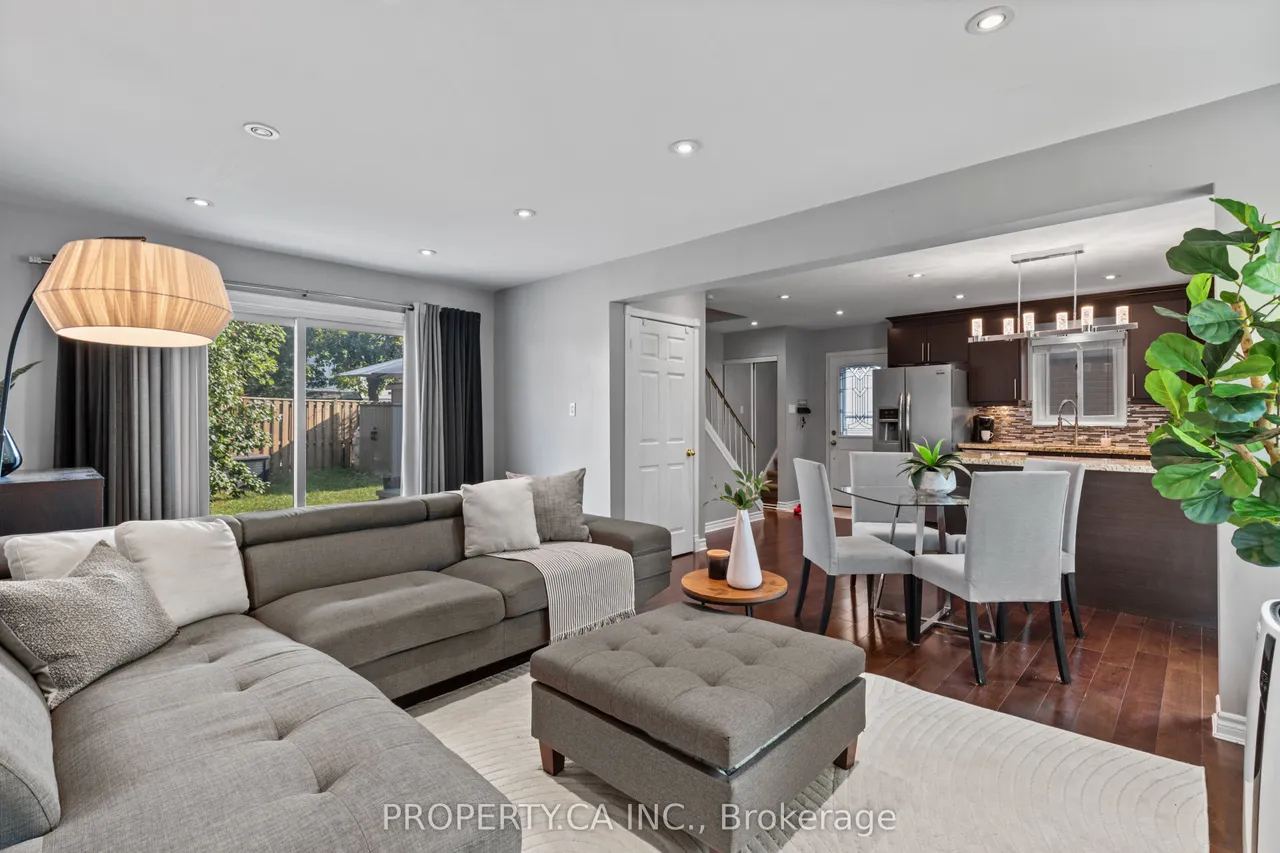 37 Gladstone Square — photo 3