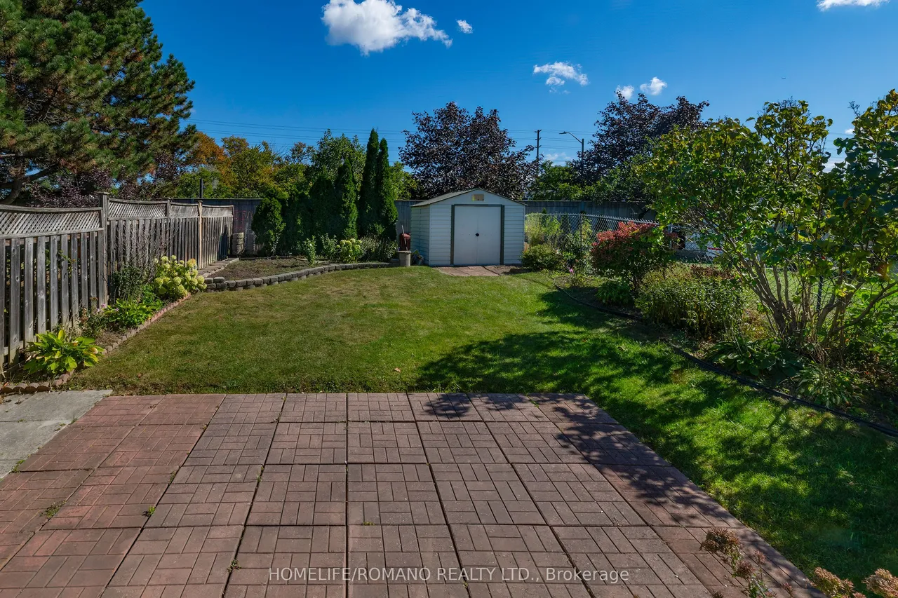 915 Lovingston Crescent — photo 28