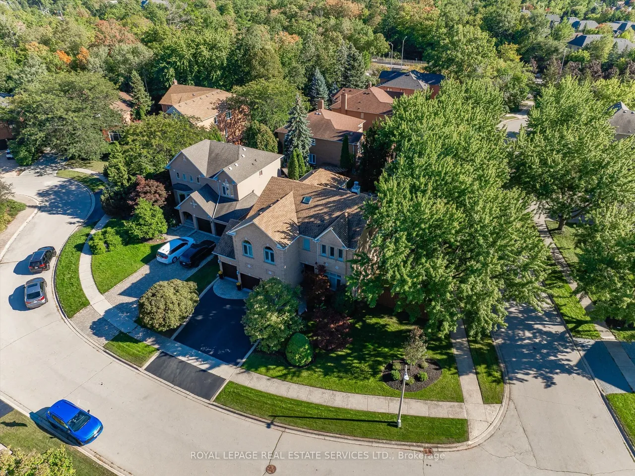 340 Oakridge Court — photo 3