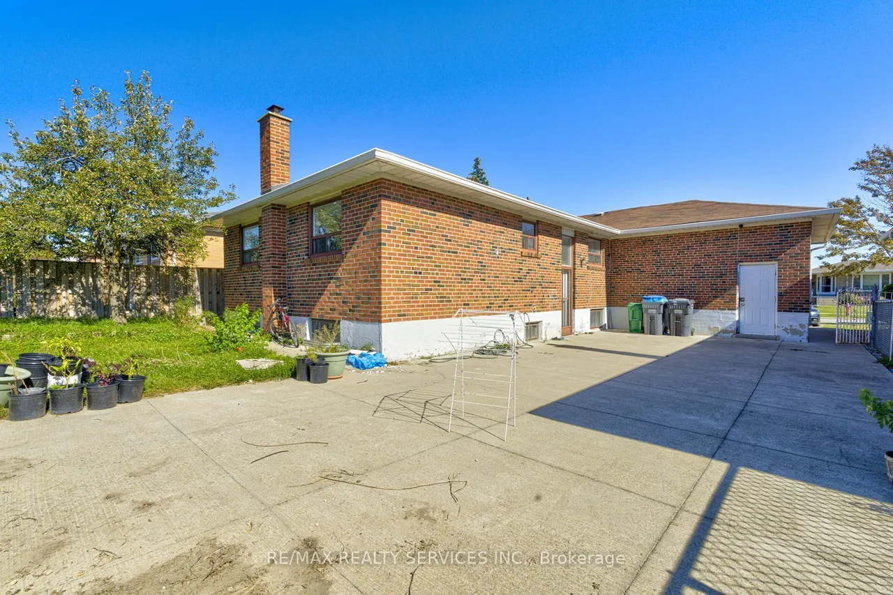 7558 Rockhill Road — photo 34