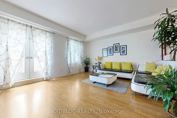 3029 Finch Avenue W, Unit 13 — photo 2