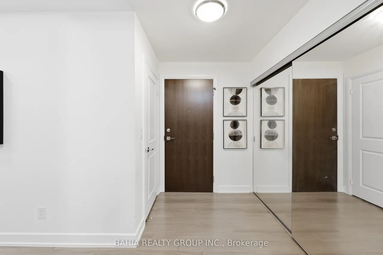 6 Eva Road, Unit 301 — photo 3