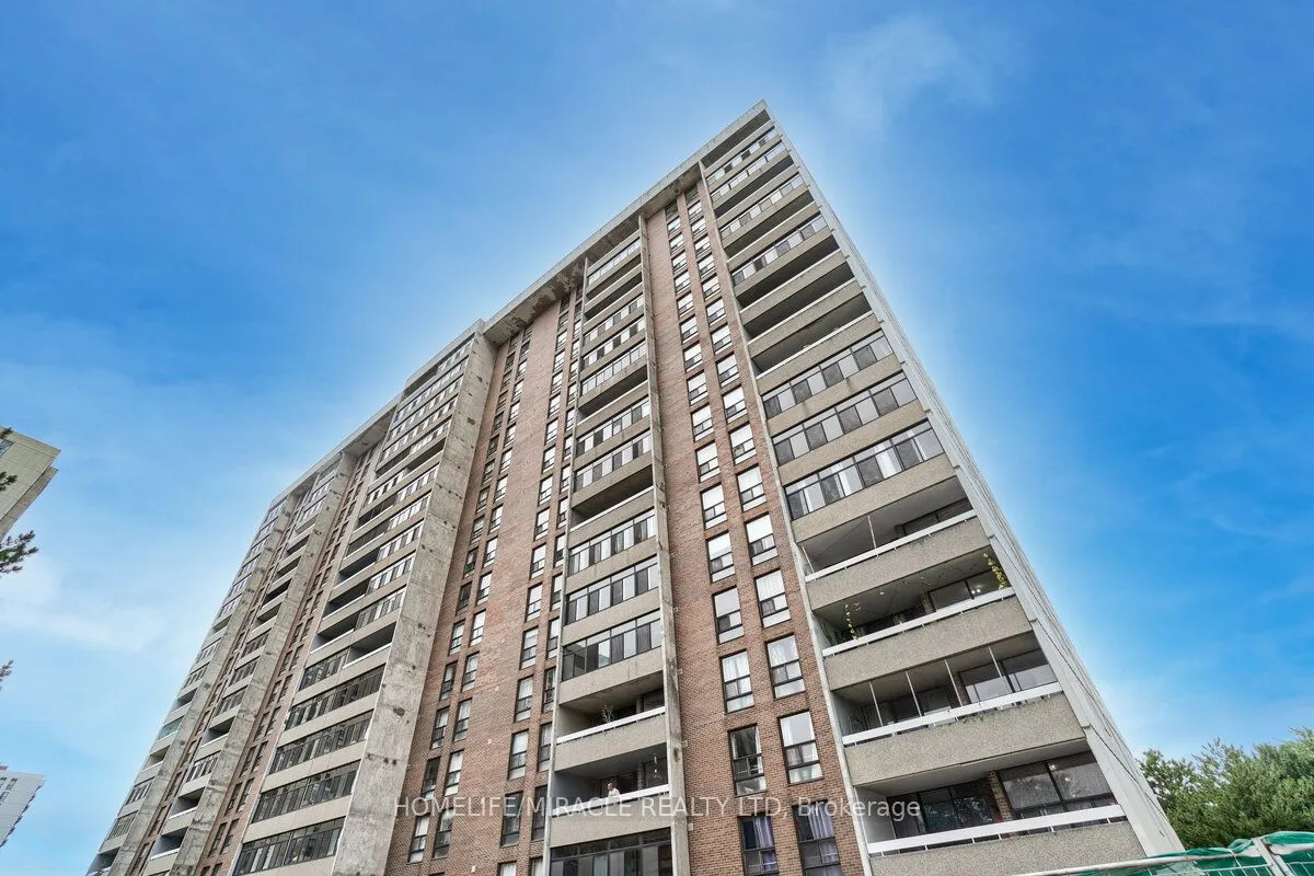 15 Kensington Road, Unit 1703 — photo 2