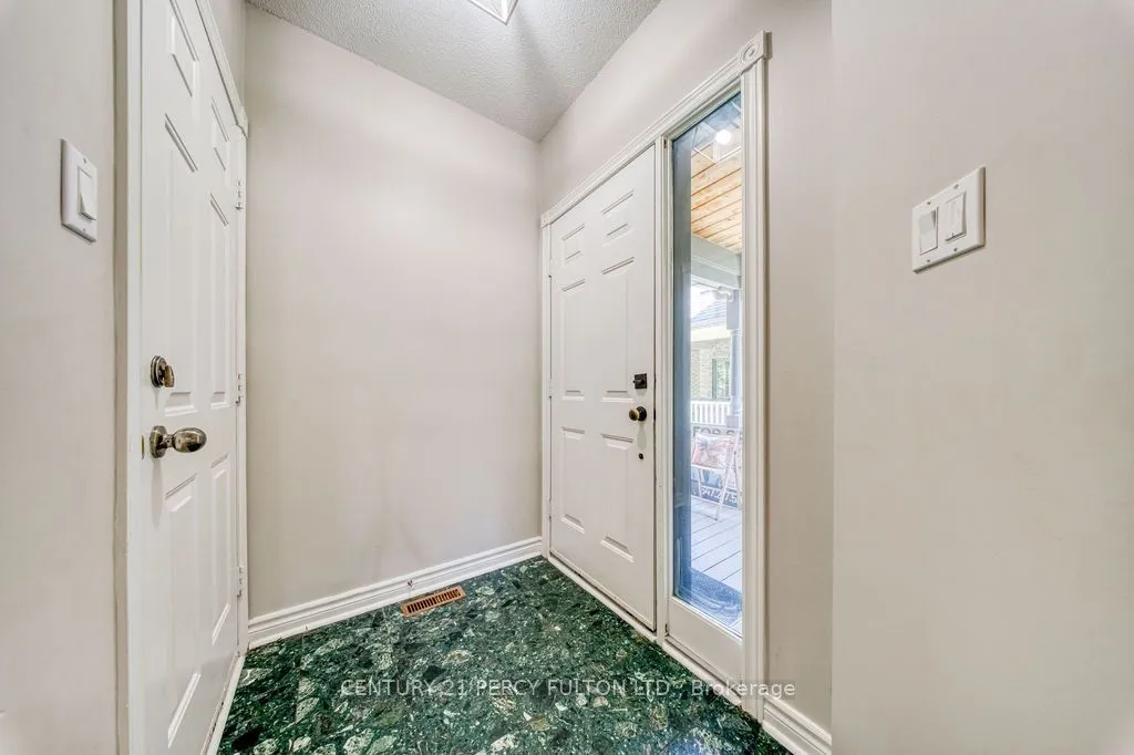 5522 Holbrook Road — photo 3