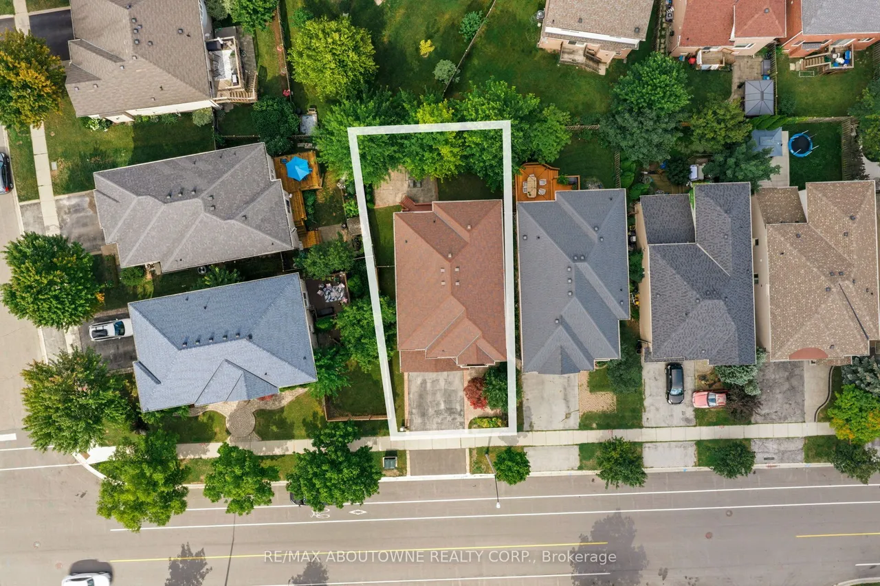 2381 Grand Oak Trail — photo 9